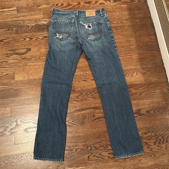 Hollister ripped jeans - Picture 3 of 3